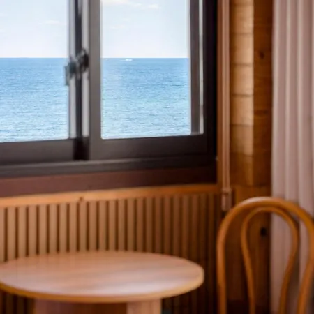 On The Sea Pension Jeju Exterior photo