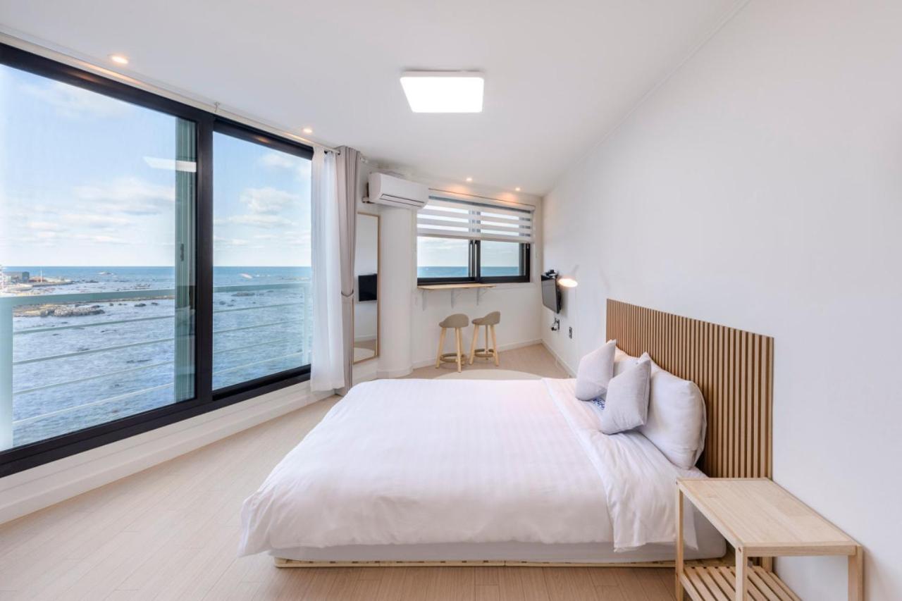On The Sea Holiday home Jeju