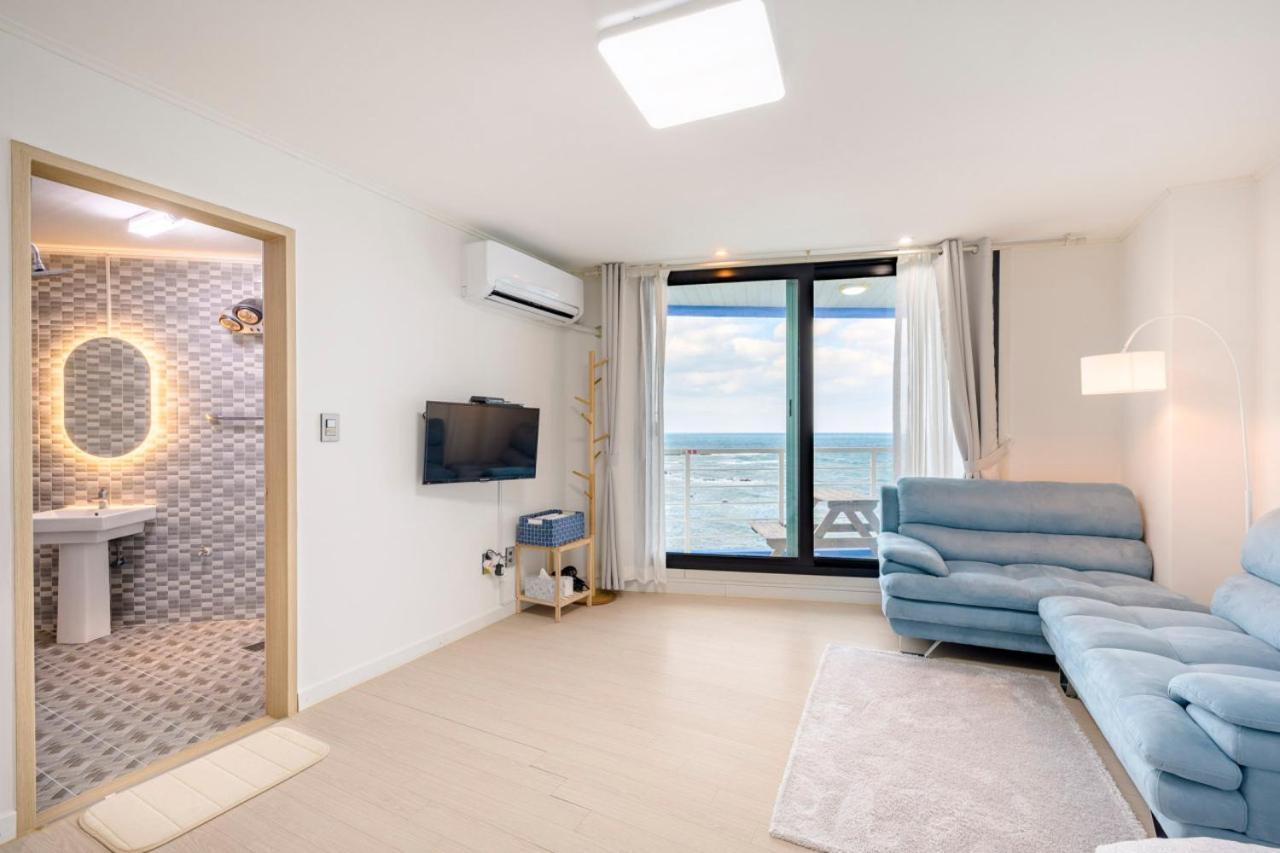 On The Sea Holiday home Jeju