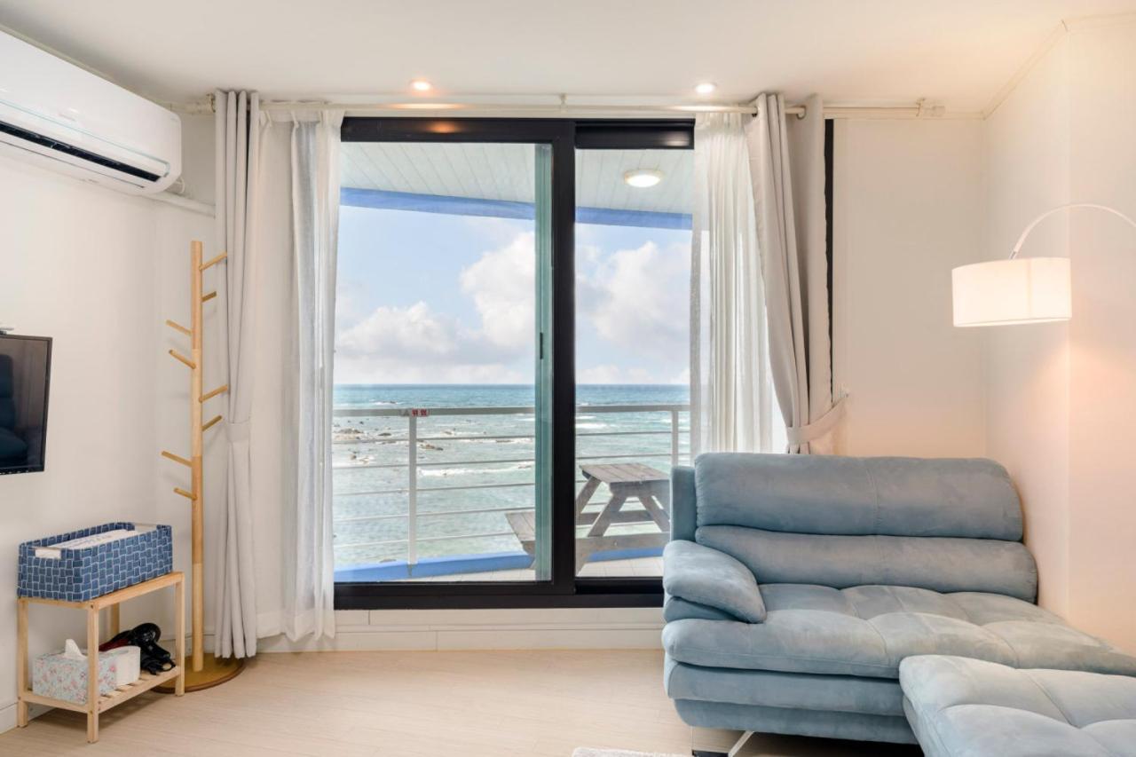 On The Sea Holiday home *