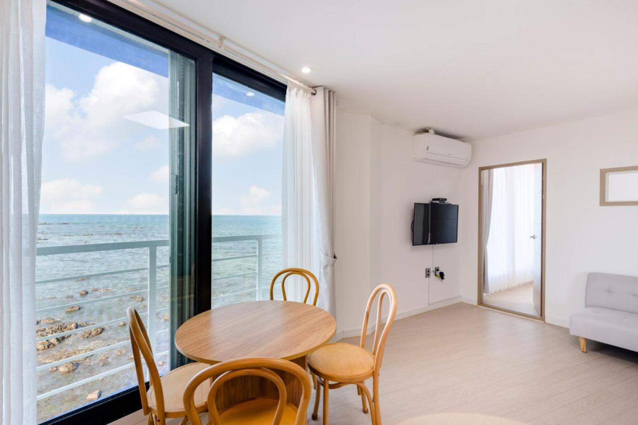 On The Sea Holiday home *