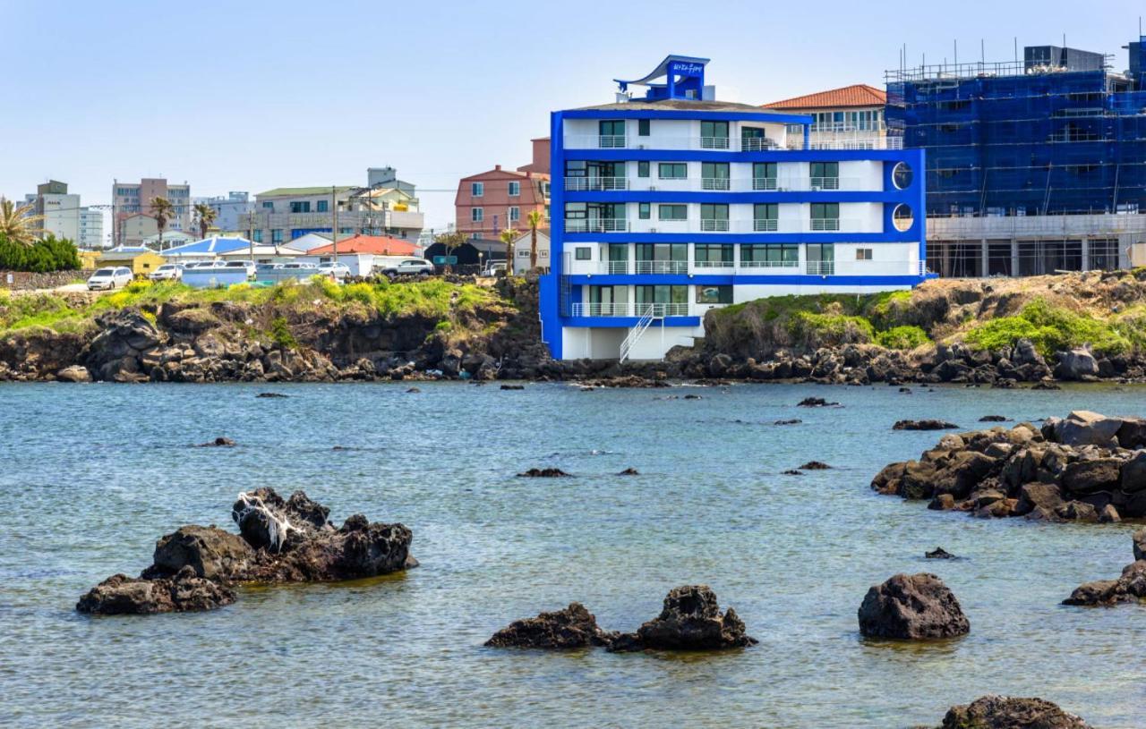 Holiday home On The Sea